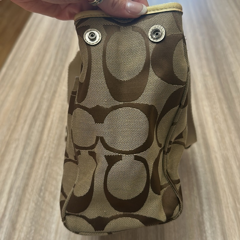 Vintage Coach Daisy Signature Logo Shoulder Bag #F1487 - Picture 11 of 16